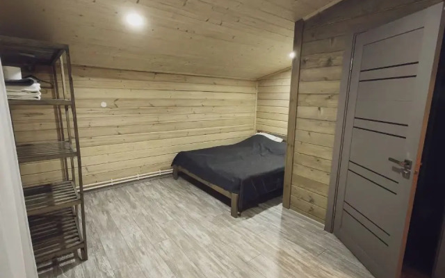 Tikhiy Sosed Guest House