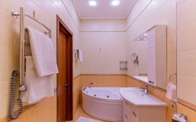 Квартира на Красногвардейской 38АлитА