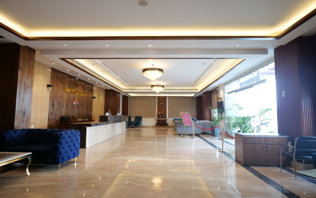 The Emerald Grand Hotel