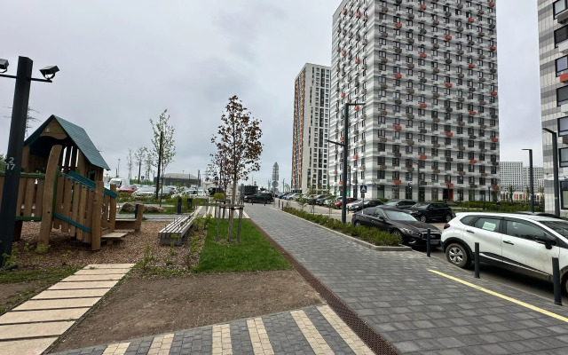 Istoman dlya Dvoikh Apartments