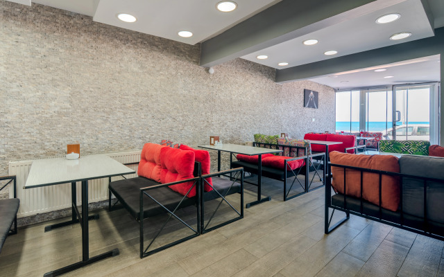 Airport Black Sea Hotel & Restaurant Hotel