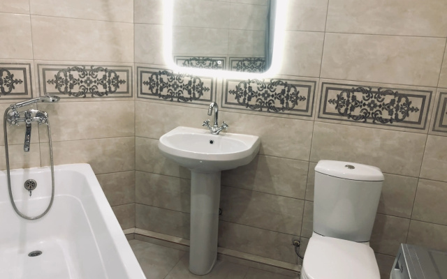 Apartamenty u mora s vidom na gorod i gory