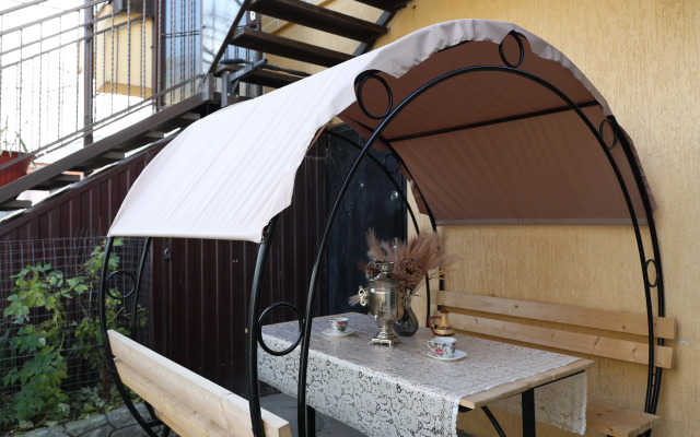 Квартира с Отдельным Входом в центре Ессентуков