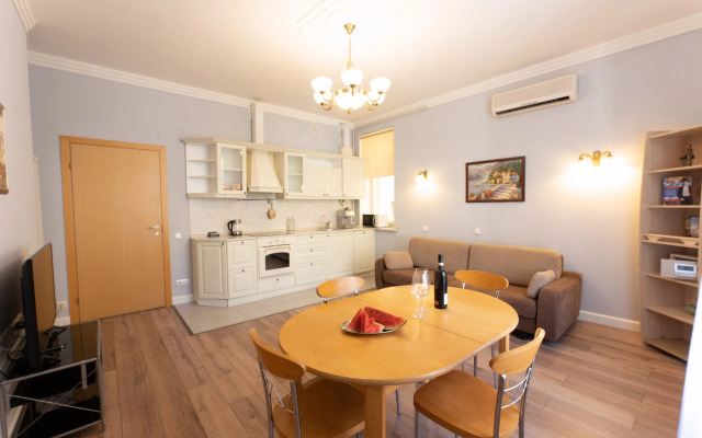 Квартира с кухней-гостиной Марсово Поле