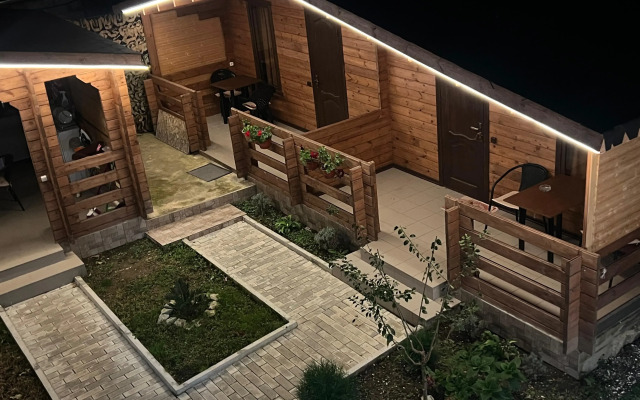 V Gostyakh U Zaura Private house
