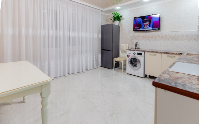 Vip Apartamenty V Tsentre Goroda Maykopa Apartments