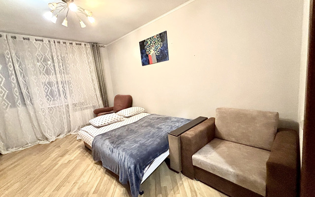 Апартаменты Бакинская 18к1