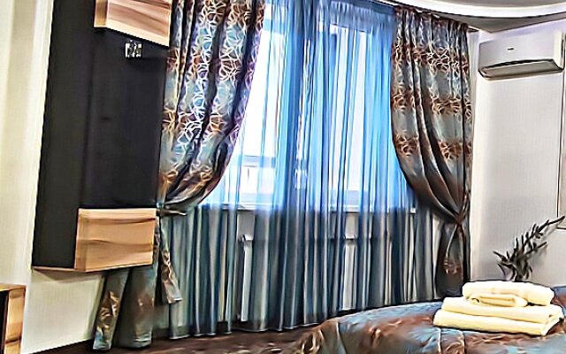 Moi Apart-Provans V Tsentre Chelyabinska Elegantnye Apartments