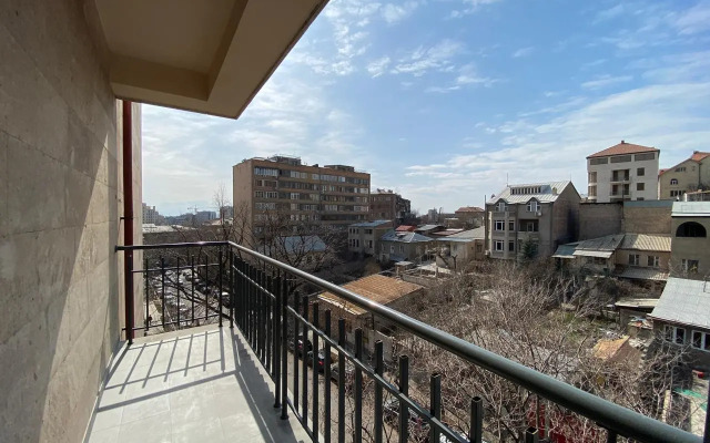 Квартира 2-к в новостройке на Демирчяна DE141