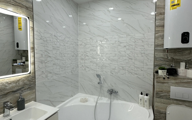 Apartamenty Vidovaa krasivaa sky studia v centre ZK Graff House