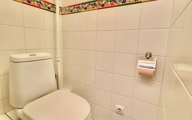 Odnokomnatnaya Na M Frunzenskaya Flat