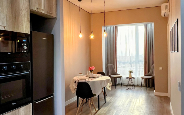 Prostorny Lyuks s Shikarnym Vidom Flat