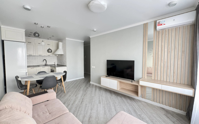 Apartments Chetyrekhmestnaya Dizaynerskaya Kvartira V Zhk "novin"