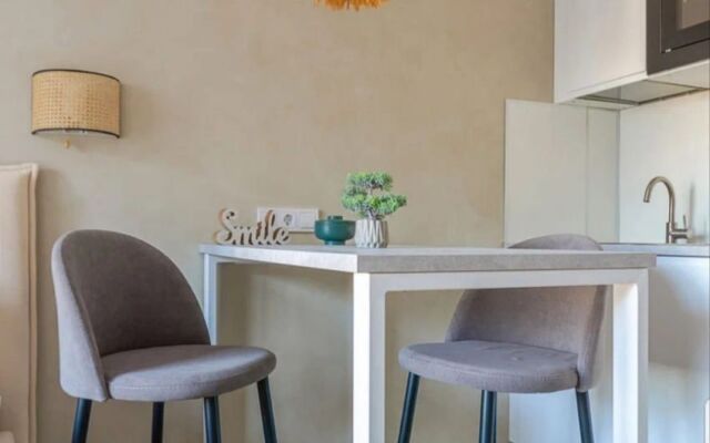 Ava Continent SyncotelHome Apartments