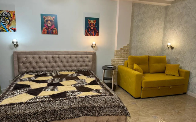Uyutnaya ryadom s mamaevym kurganom Flat