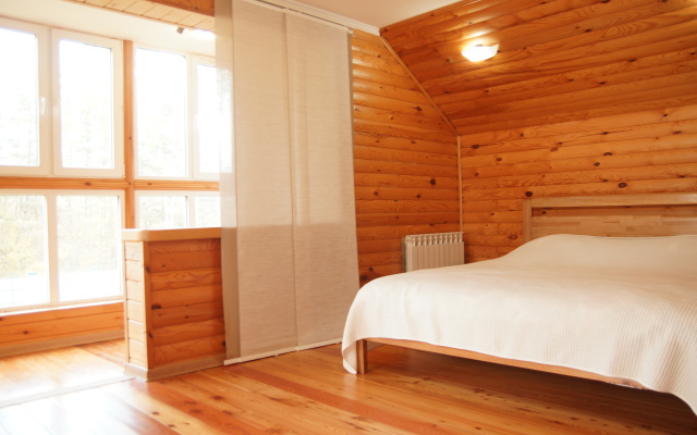 U Granitnogo Kan'ona Chalet