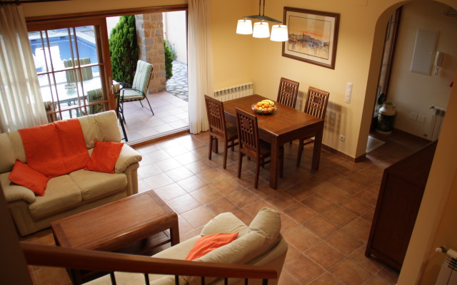 Mariposa Villa