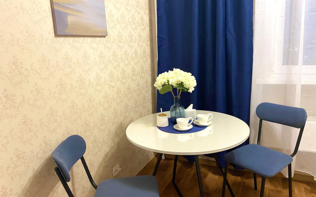 Krasivy Vid S 16 Etazha Apartments