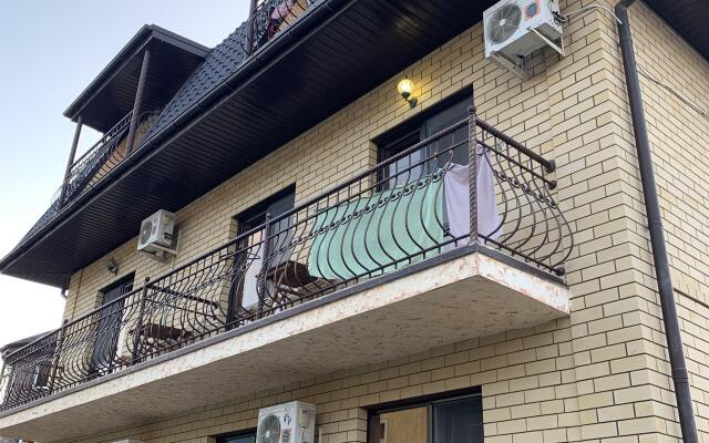Natel' Guest House