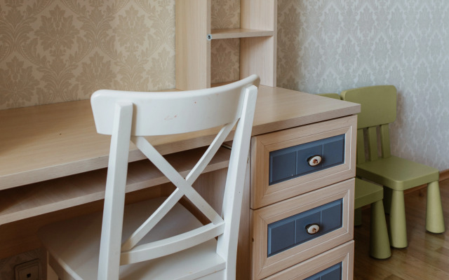 Апартаменты Трехкомнатные с камином в самом центре Новый дом