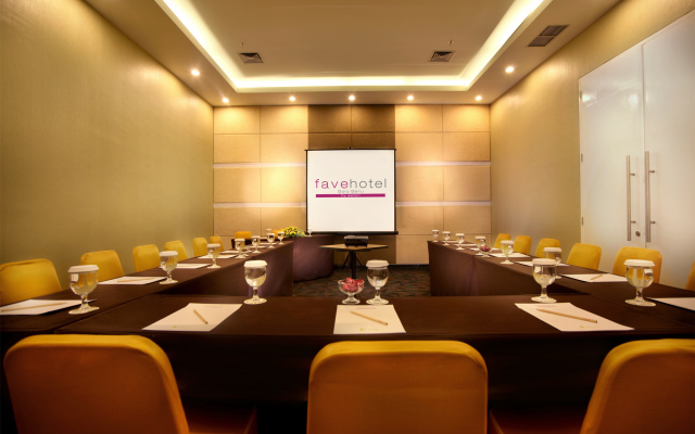 Favehotel Solo Baru Hotel