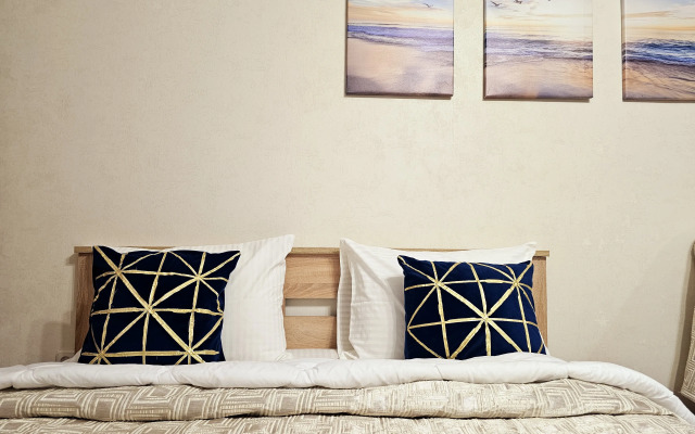 2-komnatnaya Raidas na Oranzhereynoy 22/2 Flat