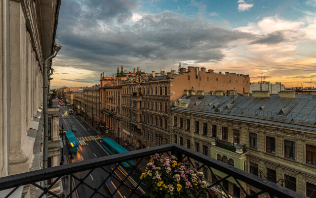 Отель Nevskiy Eclectic by AKYAN