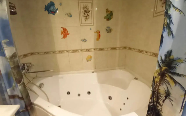 Na ulitse Zapovednaya 8 Flat