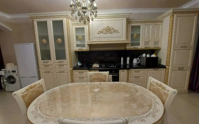 5 zvezd na Shamilya Dzhikayeva 5A Apartments