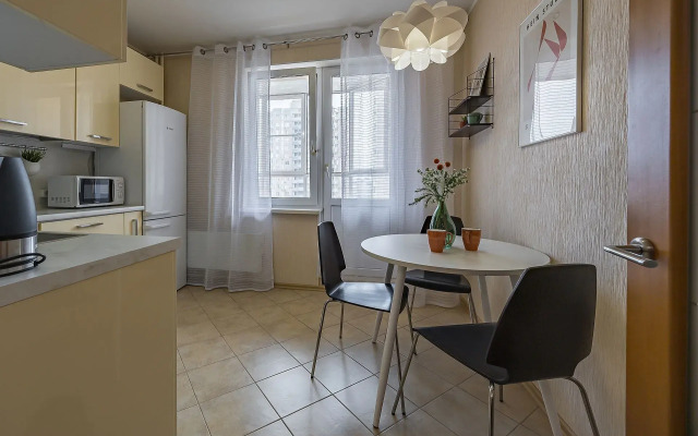 Na ul.Rodionova d.165 k.9 Sova-Dom Flat