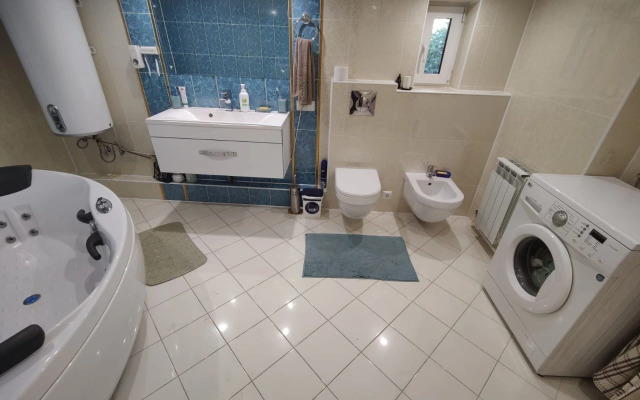 Частный дом комфортный в центре города