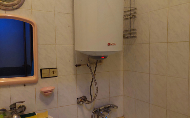 Апартаменты Квартира в зелёном дворе