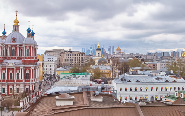 S Potryasayuschimi Vidami Na Zamoskvorechye Flat