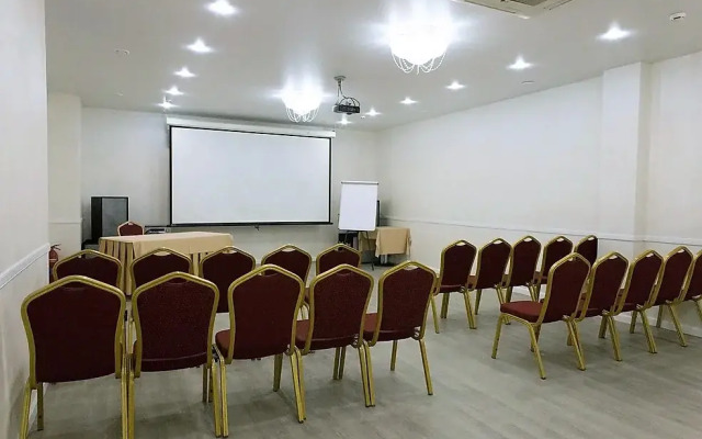 AMAKS Golden Ring Hotel