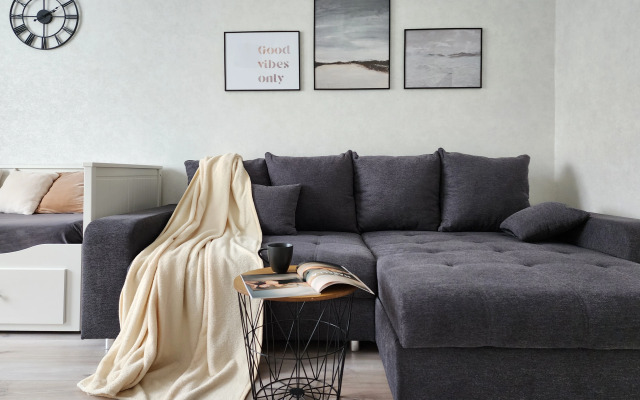 S Vidom Na Ozero Flat