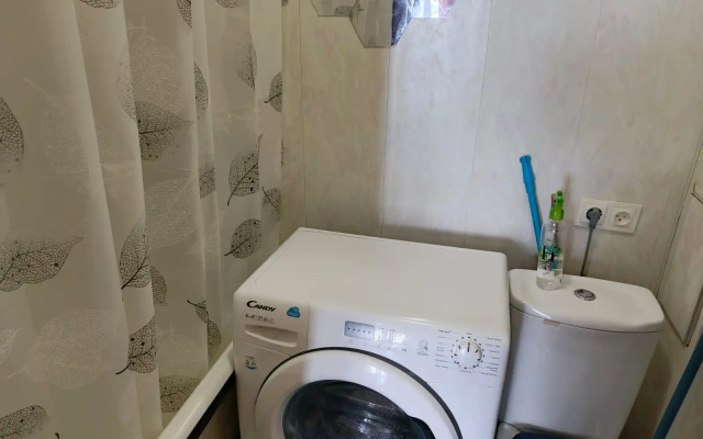 1 Kkv V Pesochnom Flat