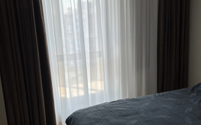 Квартира 1-ком в новом доме посуточно