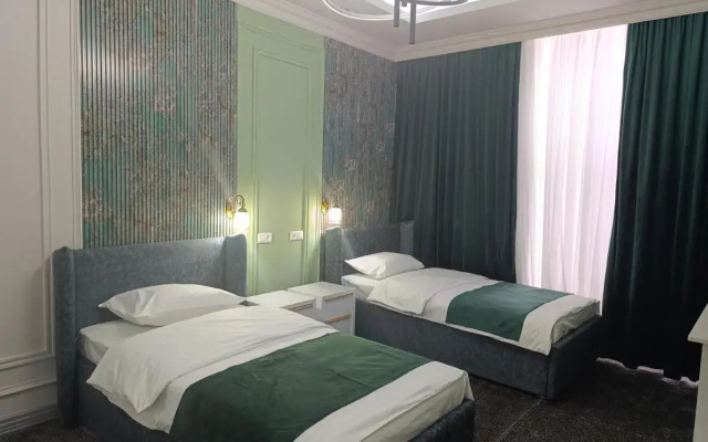 Отель Grand Sarbon