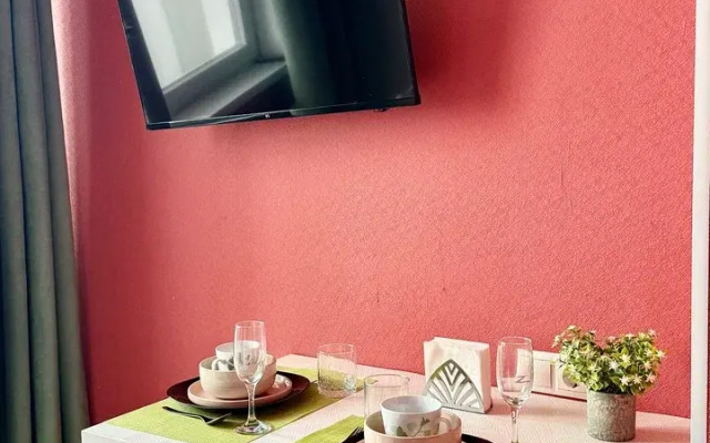 U Metro Pykhtino RK1 Apartments