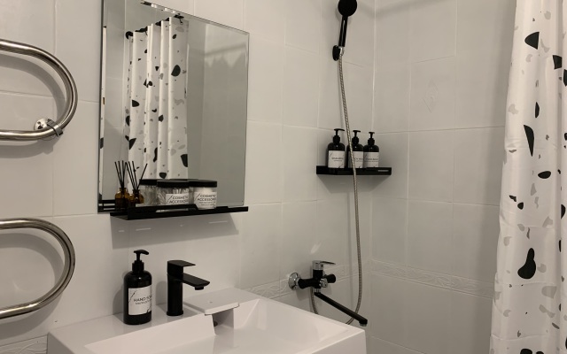 V Solnechnom Flat