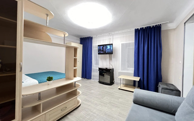 Na Ulitse Lenina 4A Flat