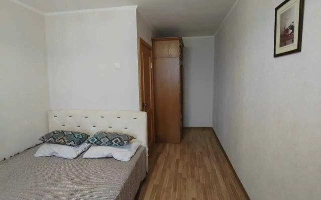 Квартира на Июньской 8