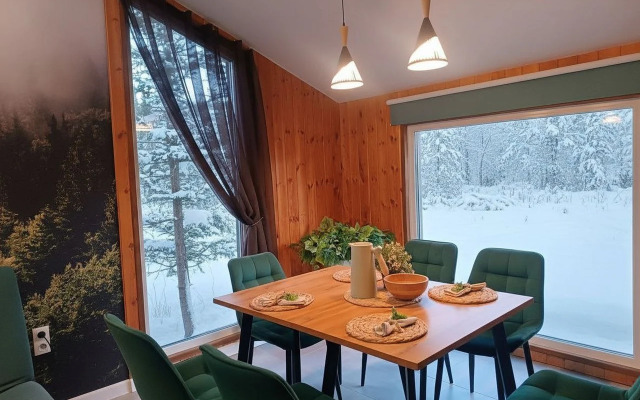 Частный дом на улице Славянская 103