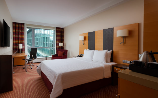 Courtyard by Marriott Moscow Paveletskaya Hotel