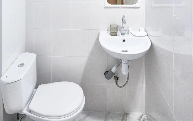 Отель Белый