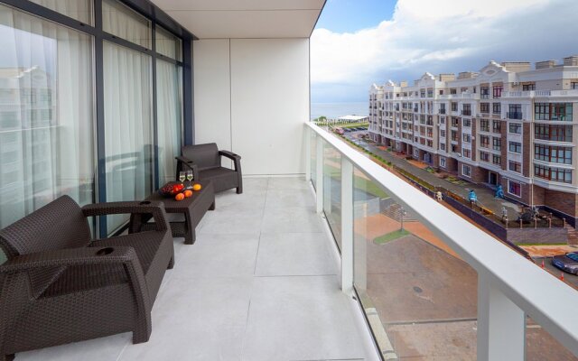4kayf Atlantis 433 s vidom na more Apartments