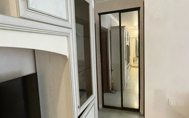 Квартира Трехкомнатная на улице Октябрьская 50