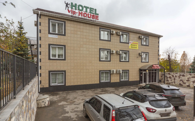 Vip Khaus Hotel