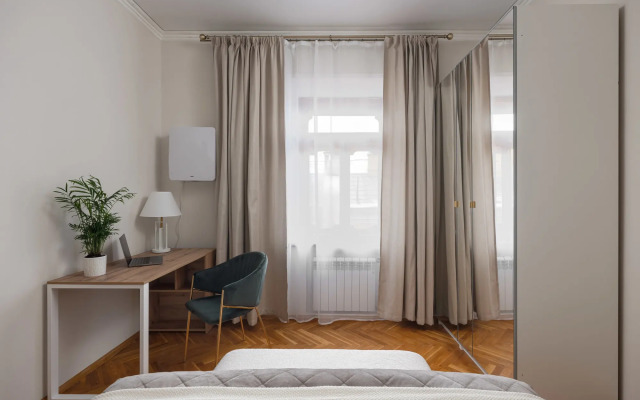 Квартира GM Apartments Новая и тихая Трехкомнатная на Тверской