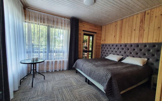 Eko-Hotel PRIRODA, Chemal Hotel